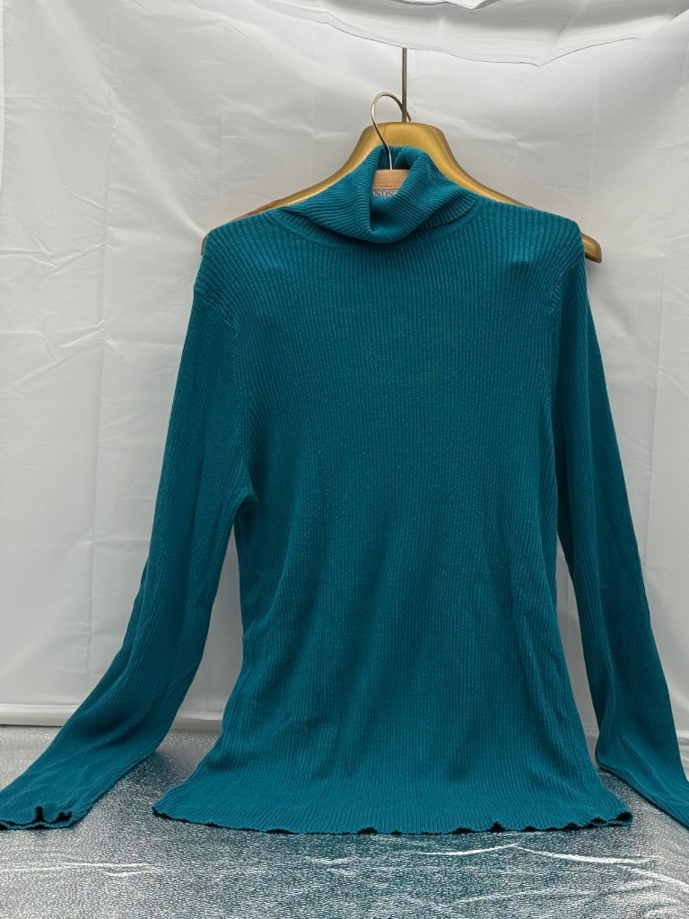 Daisy Fuentes Peacock Turtle Neck Sweater - Size Medium